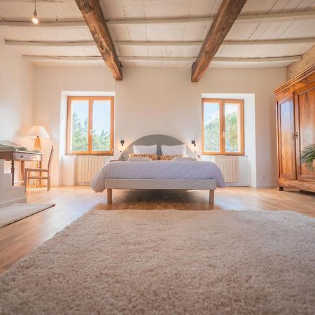 Chambres Et Table D'Hotes - Les Jardins De La Longagne Saussenac Kültér fotó