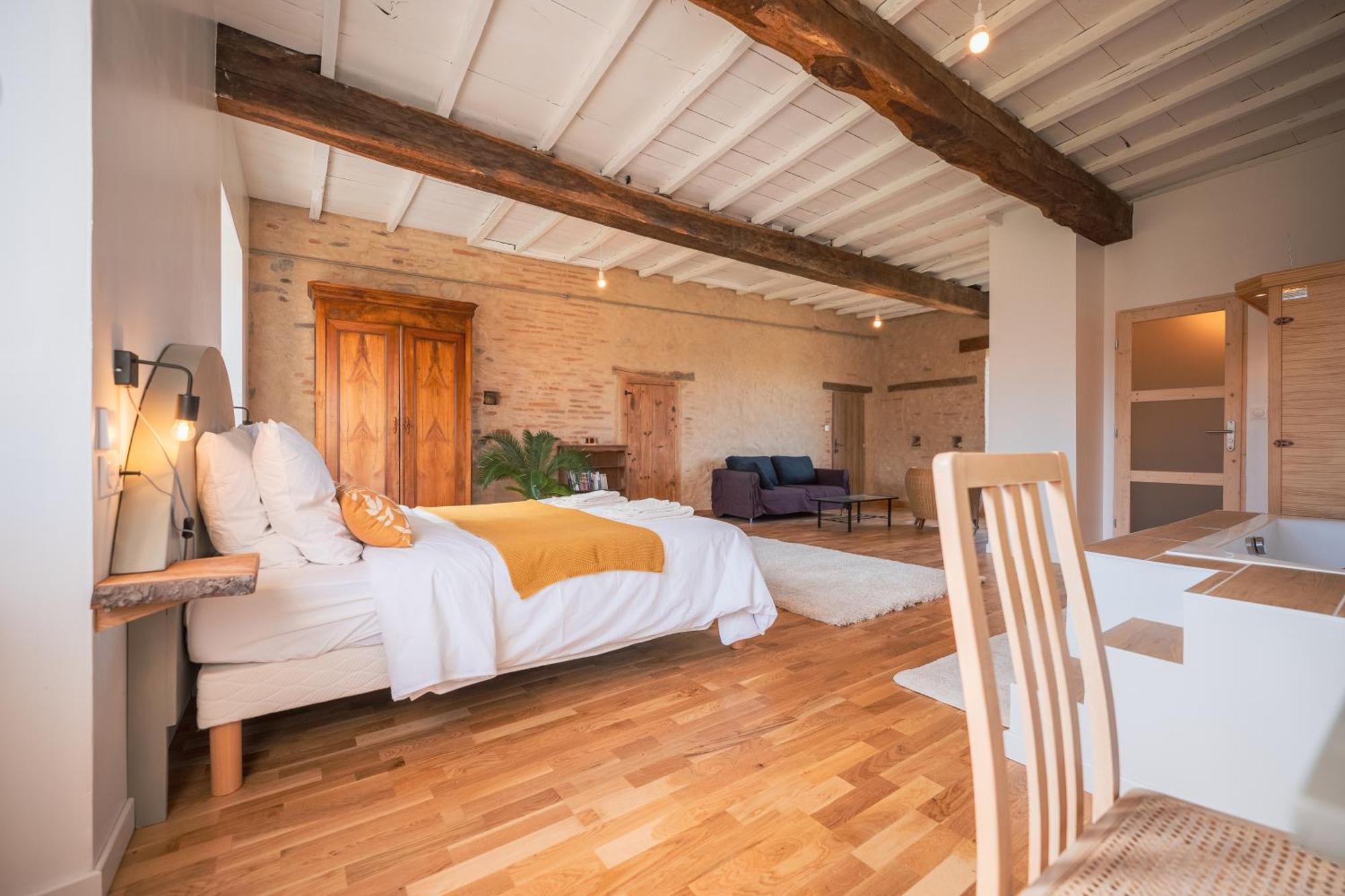 Chambres Et Table D'Hotes - Les Jardins De La Longagne Saussenac Kültér fotó